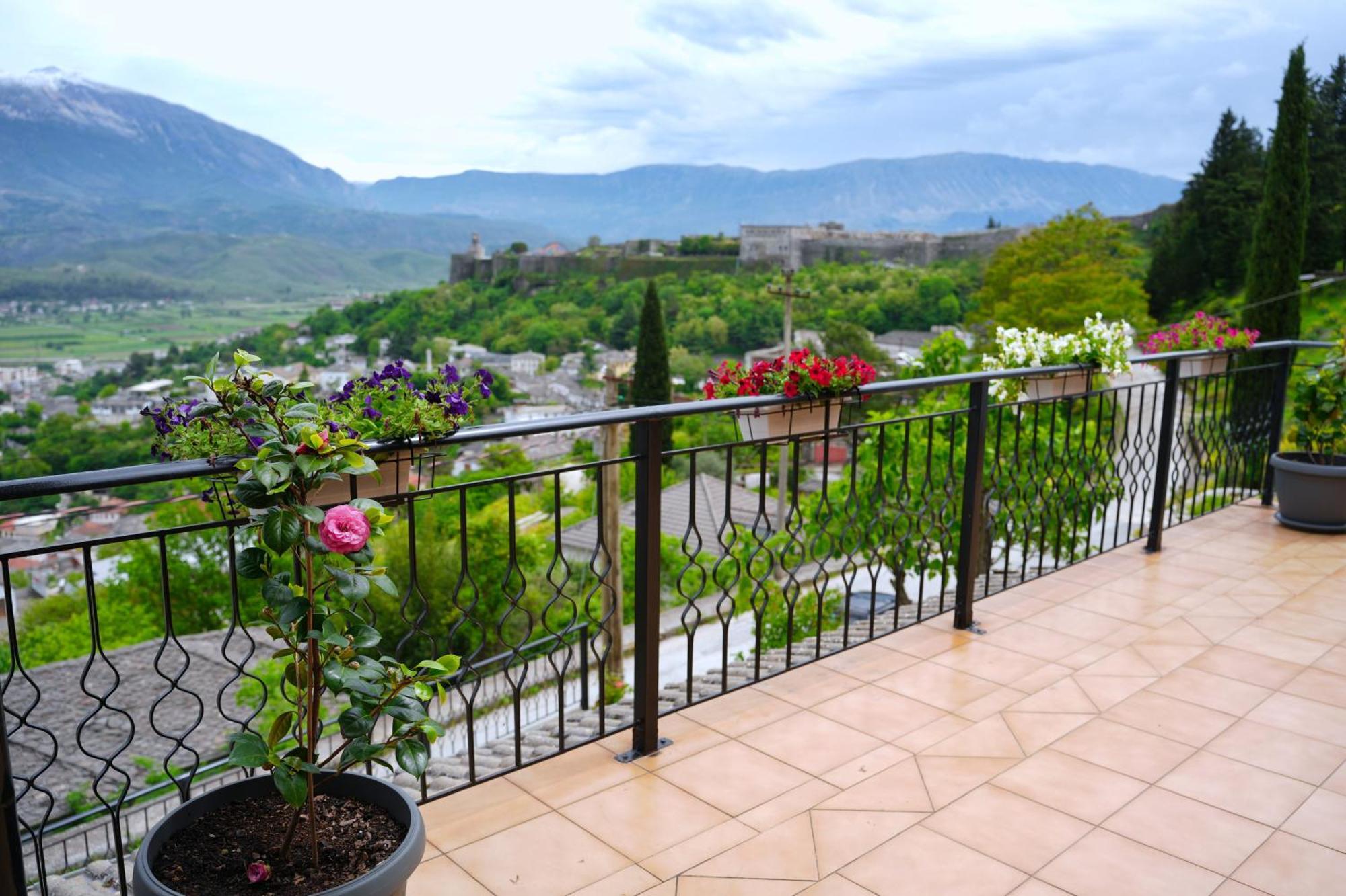 Emblematic House Apartment 4 Gjirokaster Exterior photo